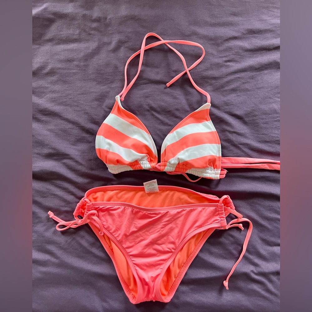 Women's triangle padded Bikini SetTwo Piece Swimsuits Striped Lace up Bottom